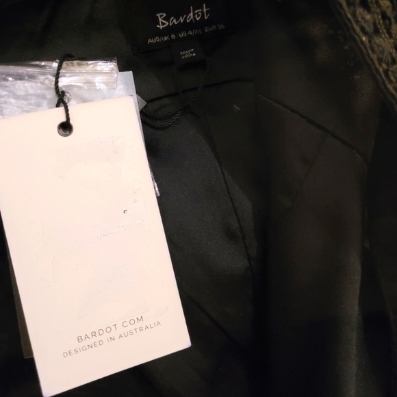 Bardot black lace sheath dress, size XS - Picture 5 of 5